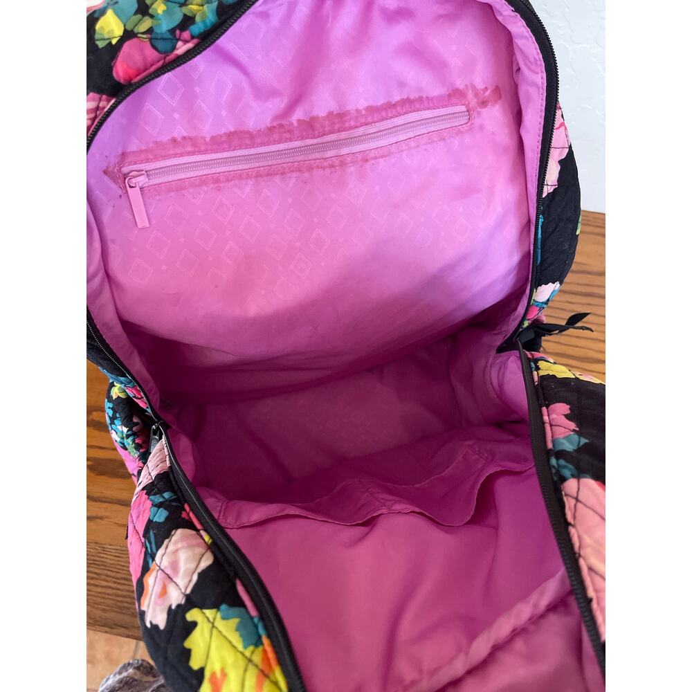 Vera Bradley, large floral quilted backpack - Picture 9 of 12